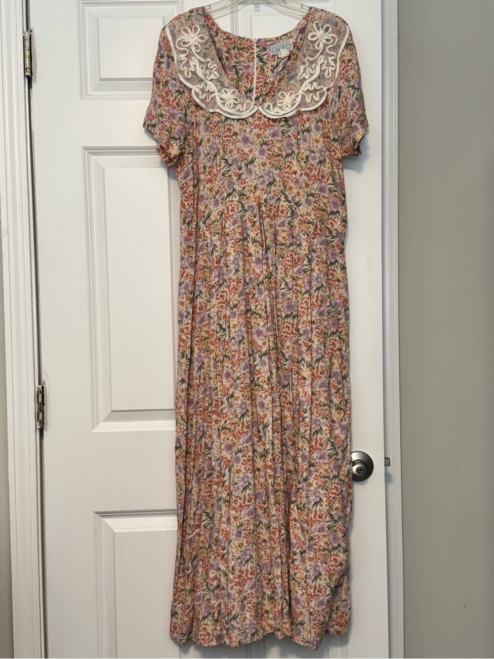 Vintage Expo 1980’s Floral Print Cottagecore Mesh Collar Trad Wife Dress Size 10